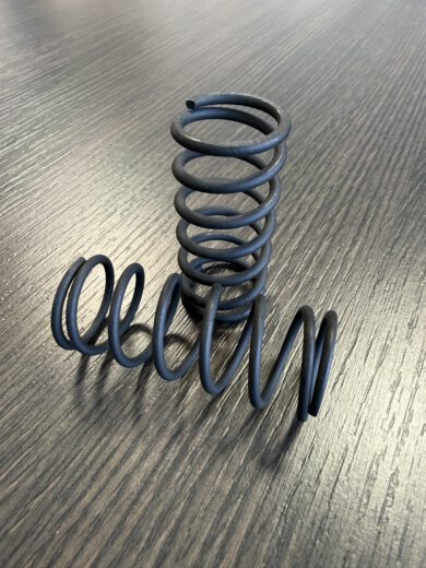 Druckfeder Zinklamelle schwarz